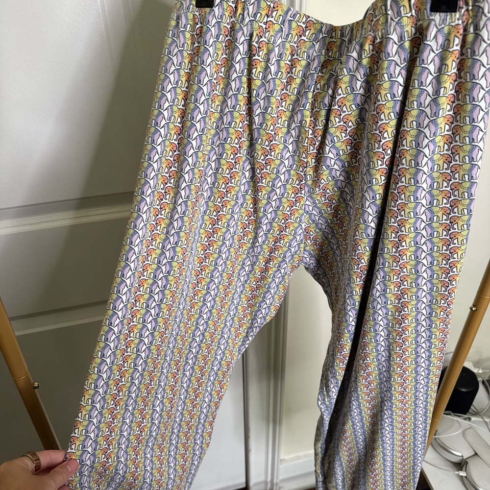 Roller Rabbit Print Lounge Pants - Picture 2 of 4